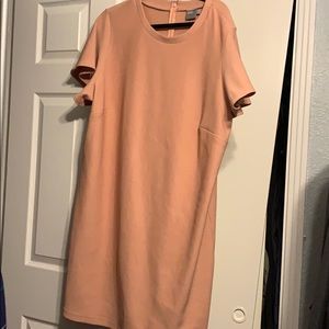 pink short sleeve dress